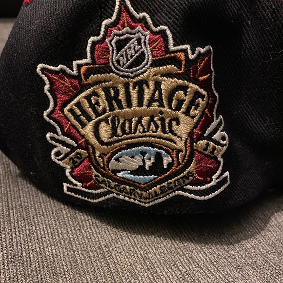 Calgary Flames hat - Picture 3 of 6